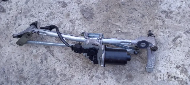 Ел. мотор чистачки BMW E90 E91, снимка 2 - Части - 48199446