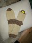 Ръчно плетени детски чорапи от вълна, снимка 1 - Чорапи - 38644733