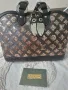 Дамска чанта Lui Vuitton, снимка 4