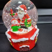 Коледно преспапие с Дядо Коледа, снимка 2 - Декорация за дома - 43195013