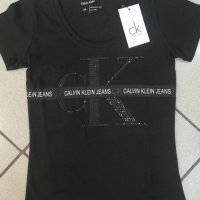 Дамска тениска Calvin Klein код 13, снимка 1 - Тениски - 32552939