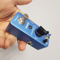 Donner Blues Drive Guitar Pedal - Блус Овердрайф педал за ел китара /КАТО НОВ/, снимка 7 - Китари - 36417495