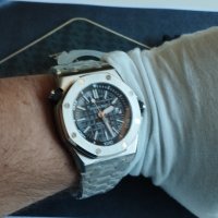 AUDEMARS PIGUET Royal Oak OFFSHORE DIVER бонус каишка клас 6А+, снимка 13 - Мъжки - 37308049