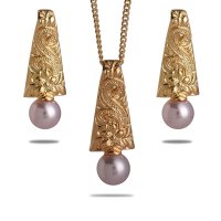 М2 Красиви Бижута Комплект Колие и Обеци с Автентична Речна Перла перли с оцветители , снимка 2 - Бижутерийни комплекти - 43476514