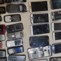 Телефони за части или поправка , снимка 3 - Samsung - 39163432