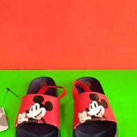 Английски детски сандали-джапанки Мики Маус, снимка 2 - Детски джапанки - 37307945