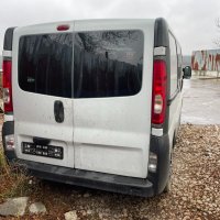 renault trafic 2.0 dci на части рено трафик 2.0 дци 6 скорости , снимка 5 - Бусове и автобуси - 43316212