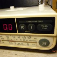 Sony ICF -C560 radio clock tape vintage - финал, снимка 2 - Други - 26789155