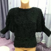 Дамска черна пухена блуза, снимка 1 - Блузи с дълъг ръкав и пуловери - 27421367