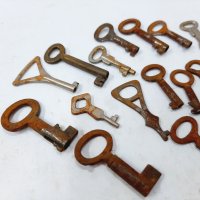 ЛОТ от 18 стари малки ключета(1.3), снимка 4 - Антикварни и старинни предмети - 43741417