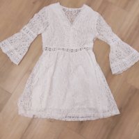 Продавам детска дантелена елегантна рокля , снимка 2 - Детски рокли и поли - 39901315