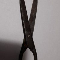 Старинна ножица, ръчна изработка , снимка 2 - Антикварни и старинни предмети - 36835487