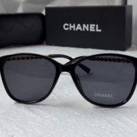 CH 2024 дамски слънчеви очила с лого, снимка 4 - Слънчеви и диоптрични очила - 44845859