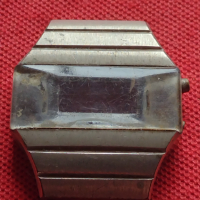 Каса за ретро електронен часовник рядък за КОЛЕКЦИЯ ЧАСТИ 36933, снимка 1 - Антикварни и старинни предмети - 44853927