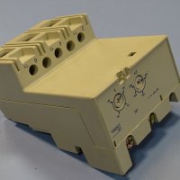 моторна защитаTelemecanique LB1 LD03M55 protection modul 40A, снимка 4 - Резервни части за машини - 37809823