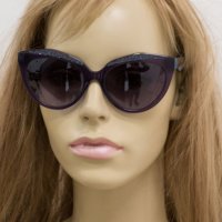 Дамски слънчеви очила във виолетово марка Guess by Marciano, снимка 5 - Слънчеви и диоптрични очила - 32487559
