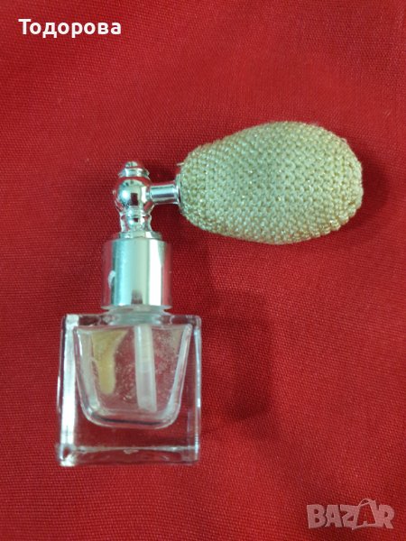 Стъклено шишенце от парфюм с пулвелизатор, снимка 1