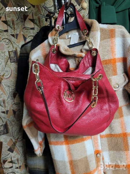 MICHAEL Michael Kors

 естествена кожа червена чанта,ТРИ прегради , снимка 1