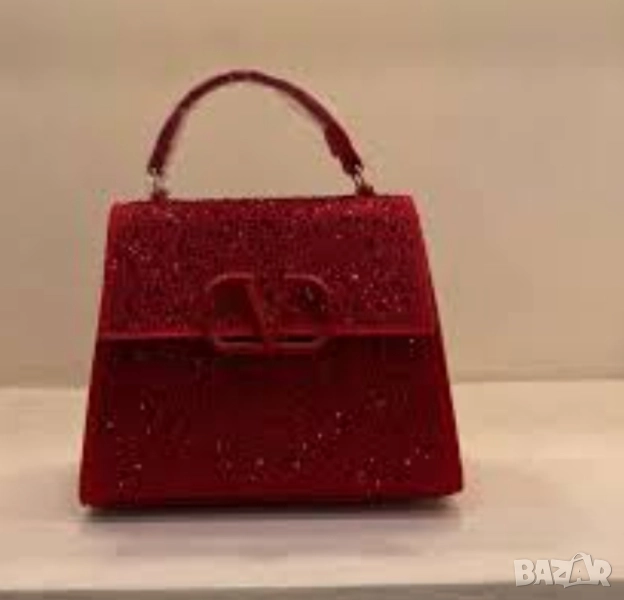 чанти valentino garavani 20*22см , снимка 1