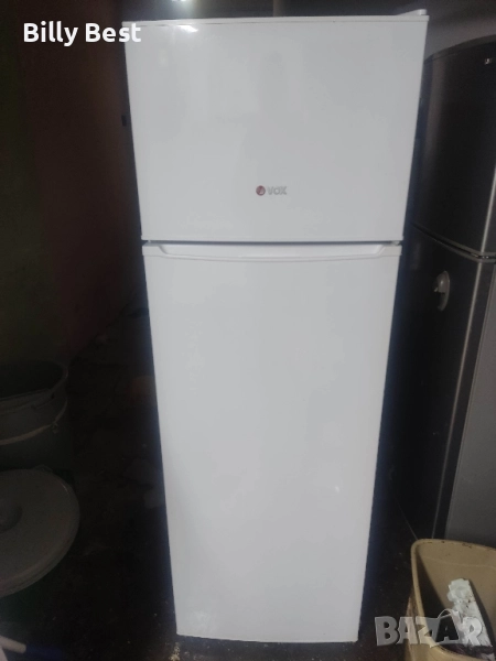 Хладилник VOX с камера, снимка 1