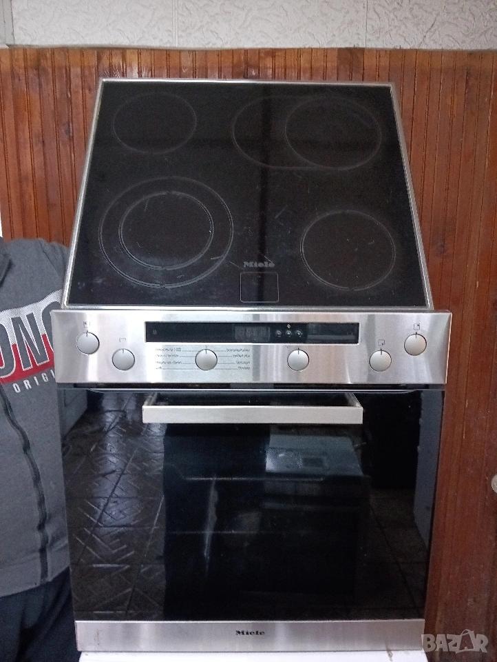 Иноксова печка за вграждане Миеле Miele PIROLISE Made in Germany 2 години гаранция!, снимка 1