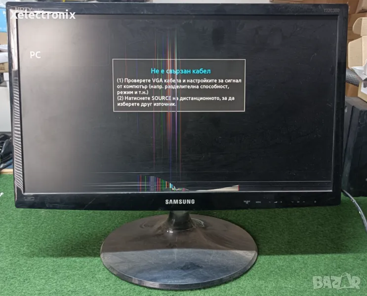 Samsung LT22C300EW/EN с повредена матрица, снимка 1