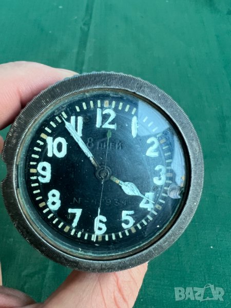 Продавам часовник от съветски танк Т34 1941г, снимка 1