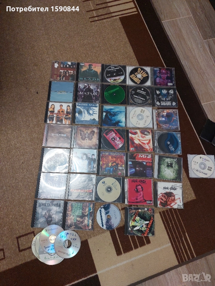 Cd дискове със стойка, снимка 1