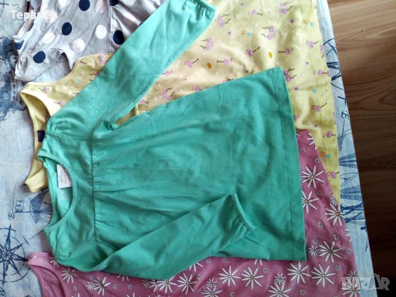 Продавам дрехи за момиченце, снимка 1
