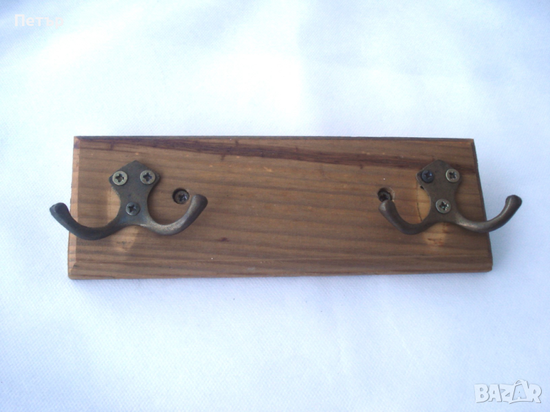 малка дървена закачалка, снимка 1