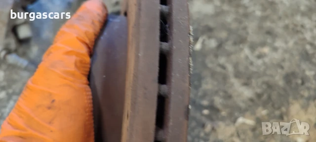 Предни дискове Mazda 3 1.6-105к.с. - 40лв, снимка 3 - Части - 50962587