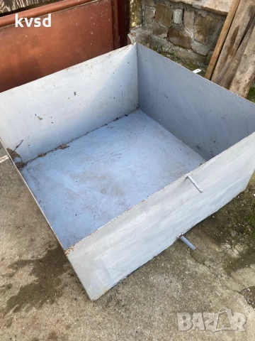 Метален съд 