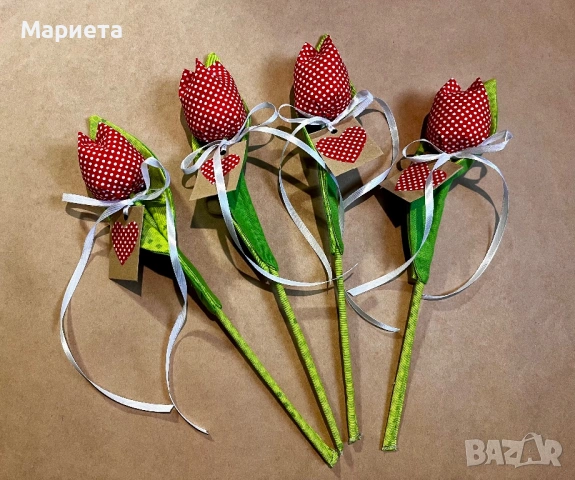 Текстилни лалета с картичка и панделка Лалета от плат , снимка 3 - Декорация за дома - 53531675