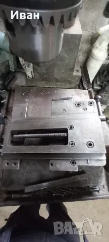 възел за струг mn 80