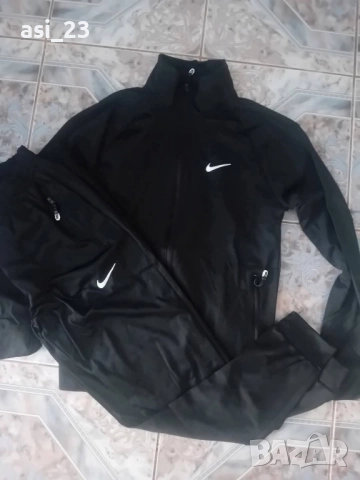 нови мъжки екипи nike , снимка 2 - Спортни дрехи, екипи - 51520221