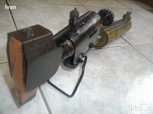 Бензинов Поялник-Български-ХРОМ-гр.Силистра-0,37 л-ОТЛИЧЕН, снимка 2 - Поялници и запояване - 39829781