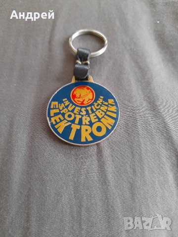 Стар ключодържател Tesla, снимка 3 - Колекции - 32473649