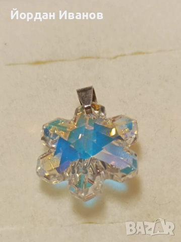 Кристална висулка със сребърен държач, снимка 3 - Колиета, медальони, синджири - 53408546