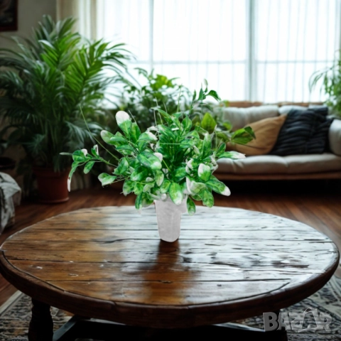 Изкуствена аранжировка от зелени клонки с бели акценти – Стилна нотка свежест за интериора, снимка 2 - Други стоки за дома - 52137814