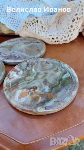 Подложки за чаши от оникс. 5 броя. перфектно състояние., снимка 4 - Антикварни и старинни предмети - 47737951