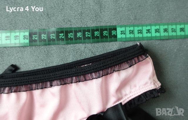 М розови сатенирани изрязани бикини/бразилиани с черни жартиери, снимка 11 - Бельо - 40501245