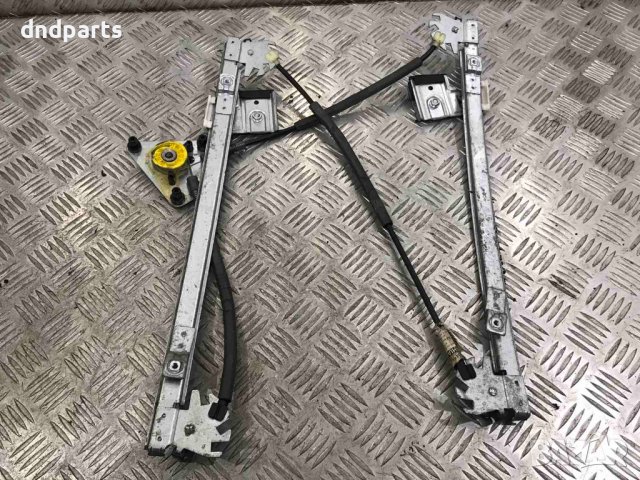 Преден десен стъклоповдигач VW Polo,1.4TDI,2004г.