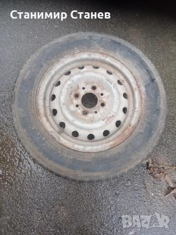 Продавам единична гума с джанта оригинал за Застава 55 GT напомпана , снимка 4 - Гуми и джанти - 52192967