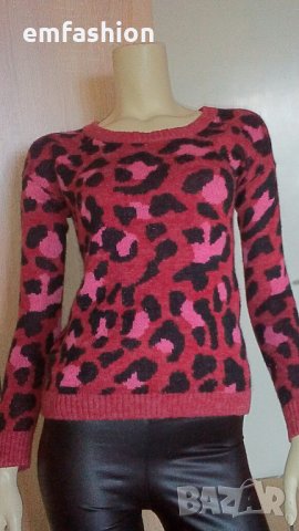 Дамски пуловер, снимка 1 - Блузи с дълъг ръкав и пуловери - 26745396