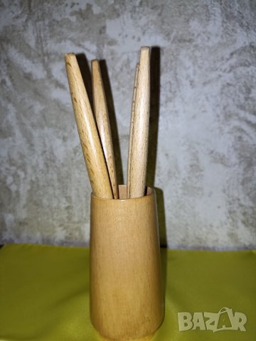 Винтидж комплект дървена поставка с  4 малки ножа 