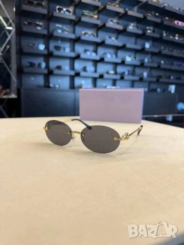 очила с черен обикновен калъф cartier , снимка 5 - Слънчеви и диоптрични очила - 51267034