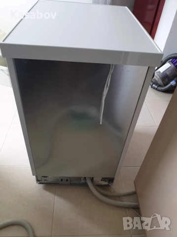 Miele Съдомиялна - 9 Комплекта - Свободностояща - 45см - Тясна, снимка 13 - Съдомиялни - 52888299