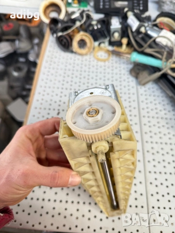 Delonghi Редуктор движение асансьор ESAM серия, снимка 6 - Кафемашини - 53402602