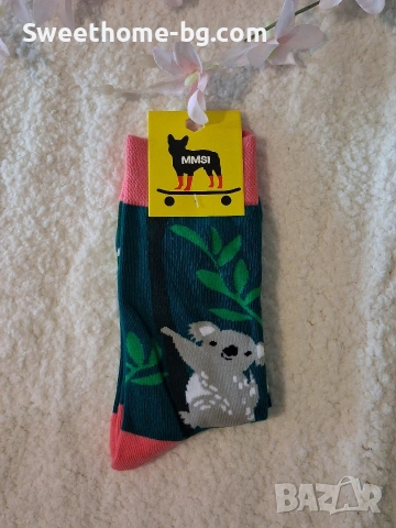 чорапи с десен , снимка 10 - Дамски чорапи - 53161961