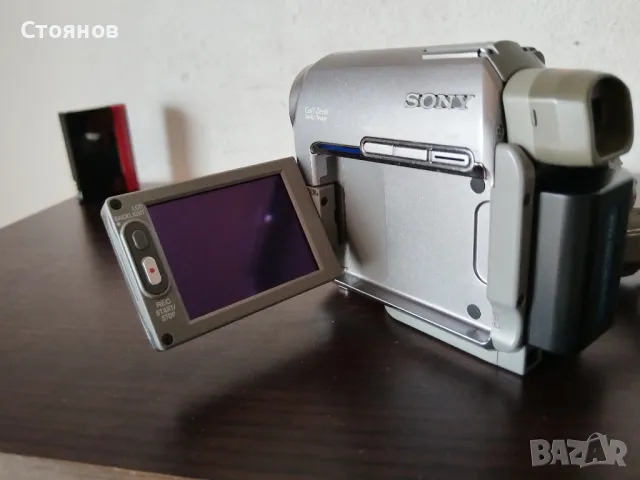 Sony DCR-HC40E MiniDV Digital Handycam 120x DIGITAL ZOOM, снимка 9 - Камери - 49606836